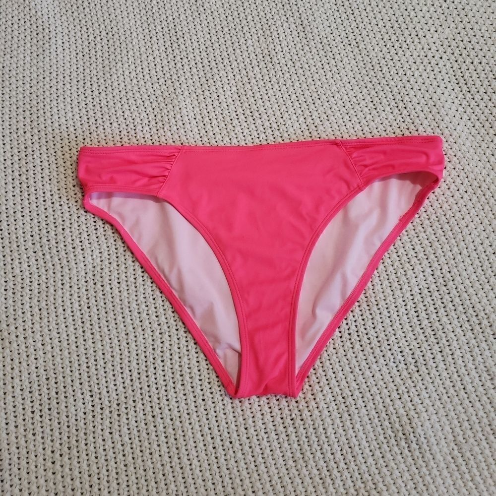 Woolworth swimming bottom